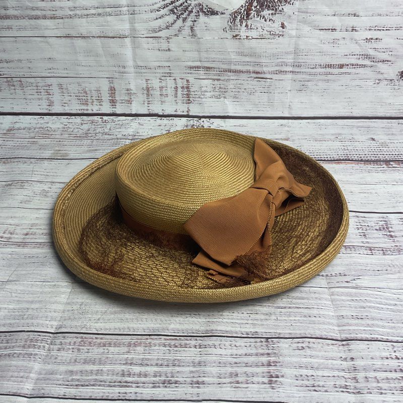 VTG. Medfield Tan Straw Tilt Hat w/ Brown Bow Hat - Size 23