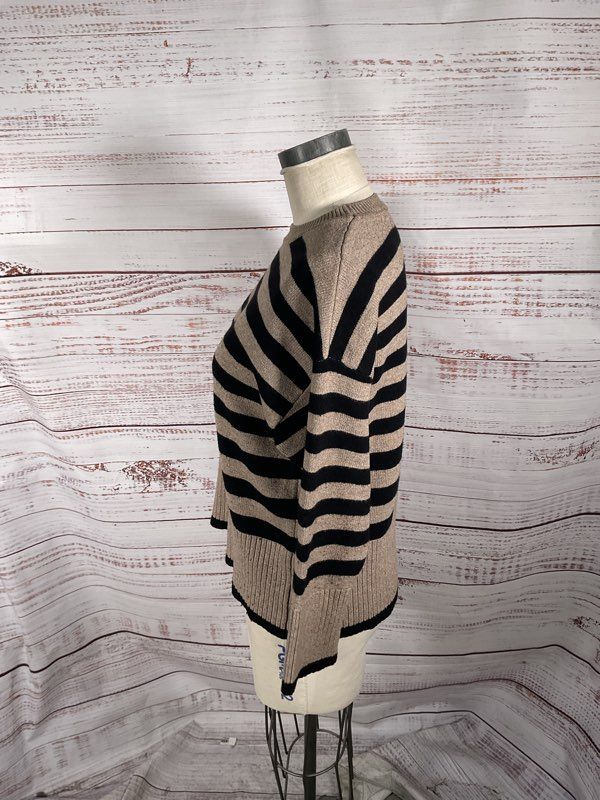 Industry Republic Clothing Women's Taupe & Black Pullover Sweater Size M