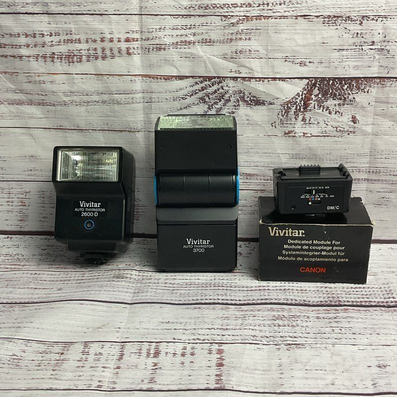 Vivitar 3 Pc. Auto Thyristor Flash Lot 3700, 2600-D, DM/C