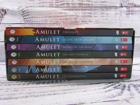 Kazu Kibuishi Amulet Seven Book Collection