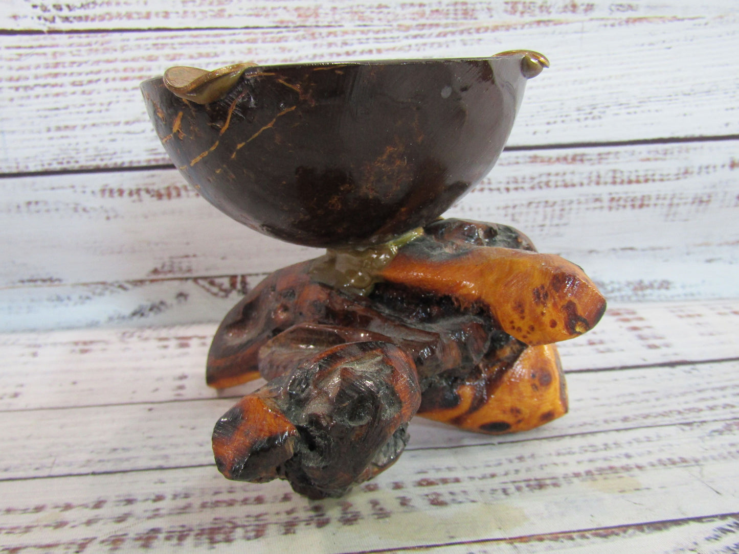 Handcrafted Wood & Coconut Aruba Coin Ashtray