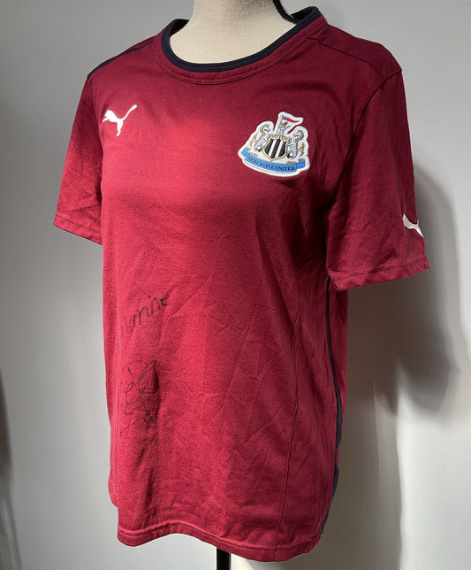 Puma Newcastle United F.C. Away Jersey Red T-shirt Signed - Size Small