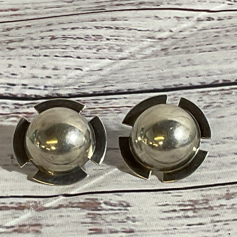 M & J Savitt Sterling Silver 1" Earrings- 13.59g