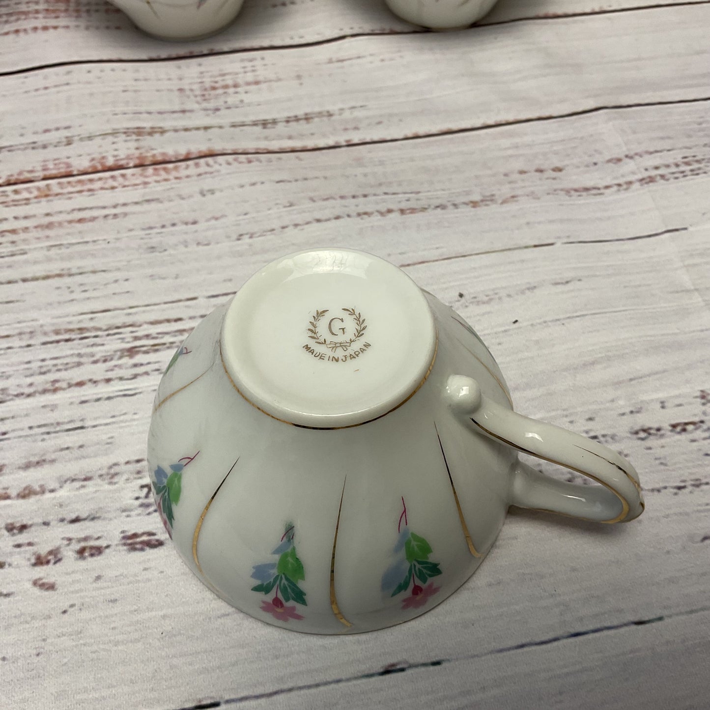 Giftcraft Teacup Off Center Large Saucer Plate Floral Design Lot Of 7 2/2