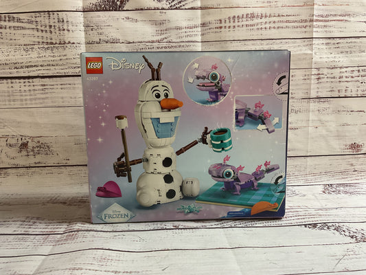 Lego Disney Frozen "Olaf And Bruni's Picnic Fun" Set 43287 NEW
