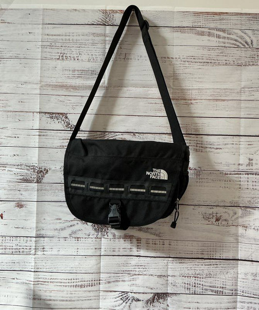 Vintage The North Face Messenger Black Shoulder Bag w/reflective stripe