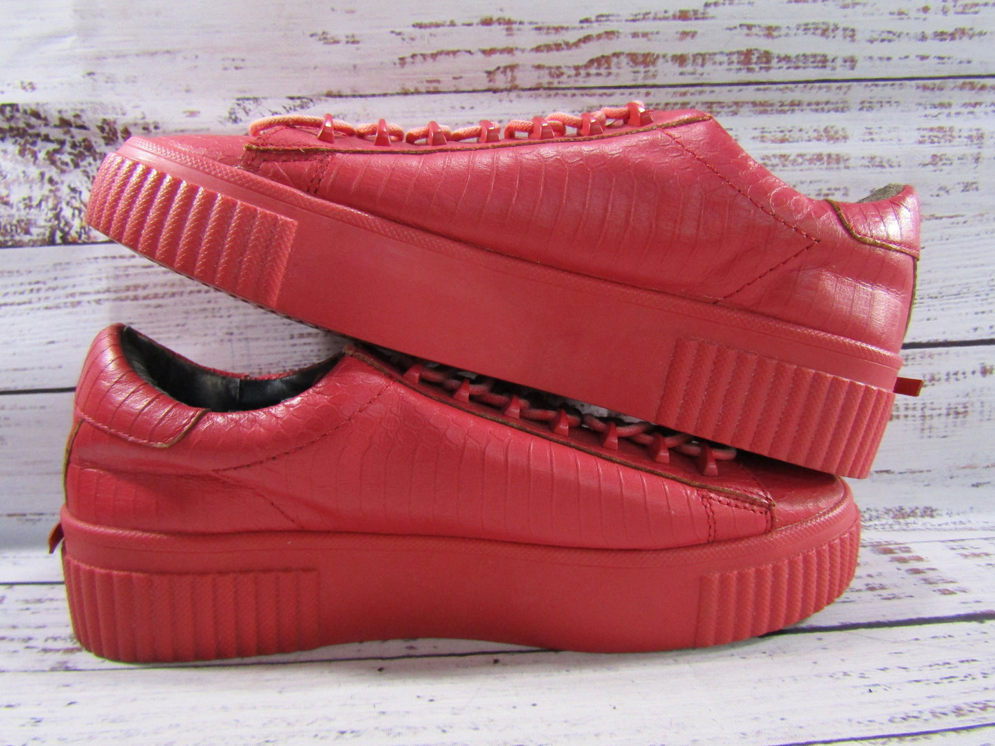 Kendall + Kylie Reese Women's Red Embossed Leather Platform Sneakers Size 7