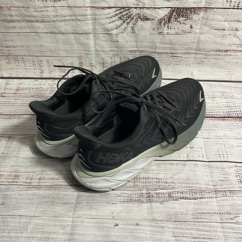 Hoka One One Arahi 6 Black Athletic Running Sneaker Women's Size 9.5 B