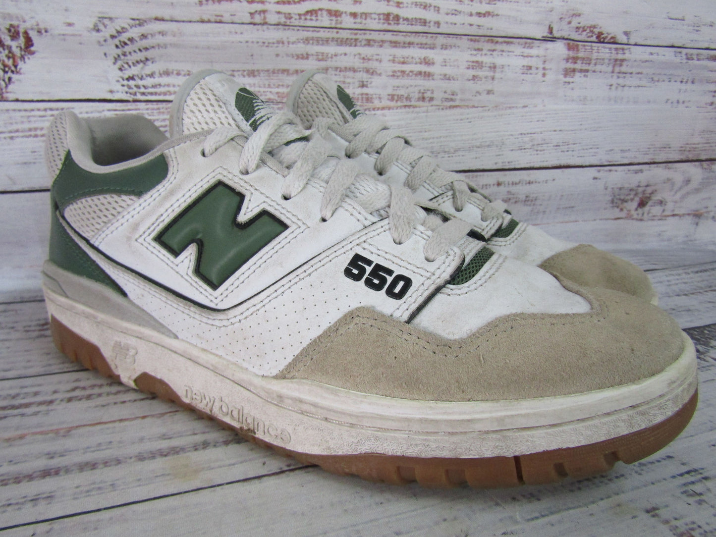 New Balance 550 Men's White Nori Low Top Sneakers Size 10 BB550ESB