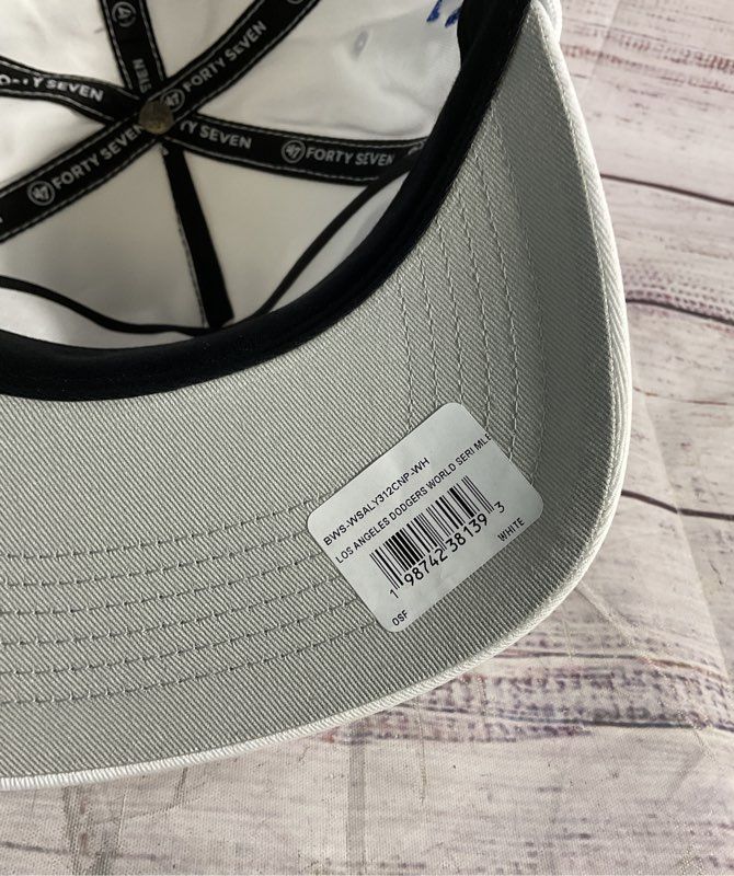 Los Angeles Dodgers 2024 World Series Champions '47 Hitch Adjustable Snapback