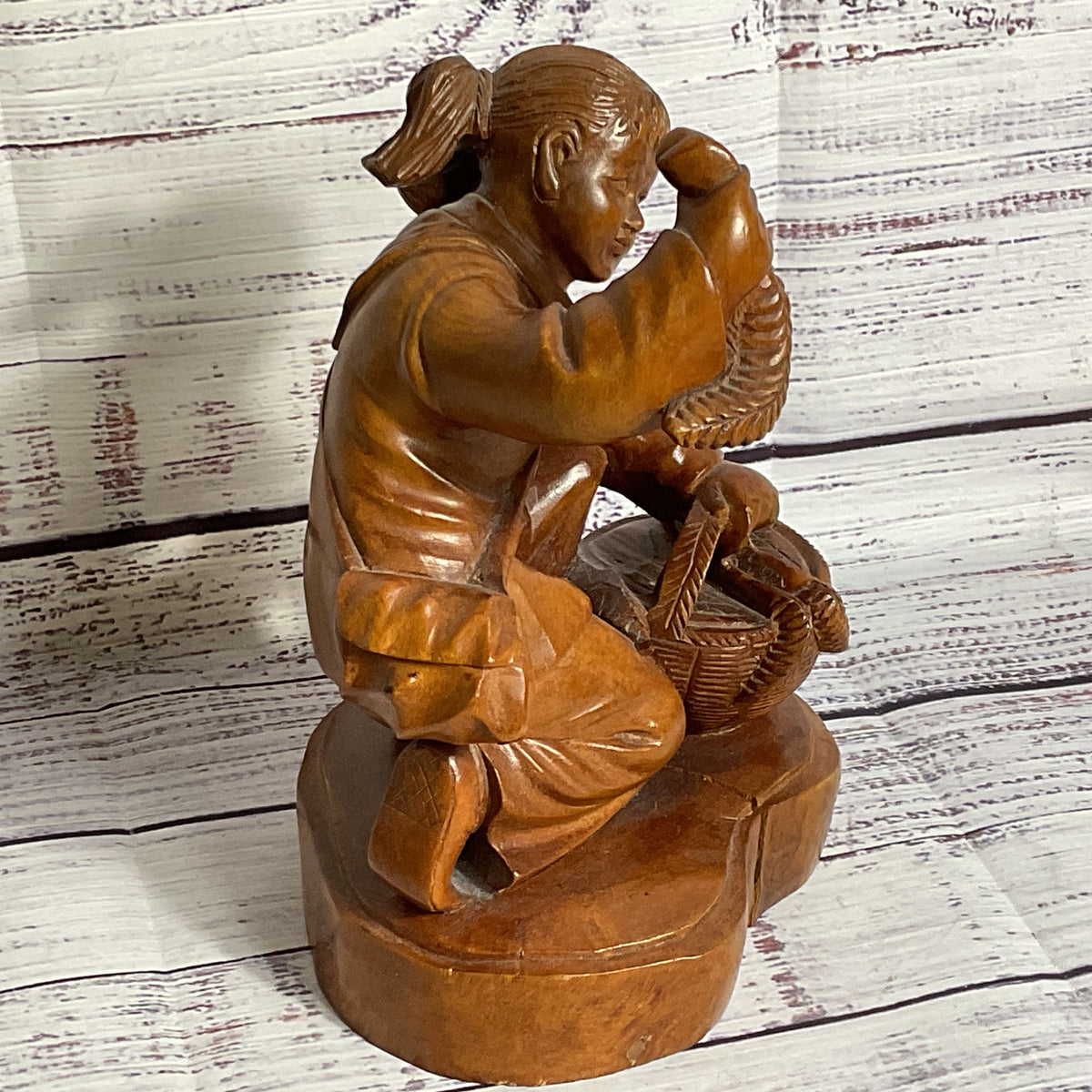 VTG./ANTIQUE Carved Boxwood Young Girl with Wheat and Basket- 5.5" x 7.5"