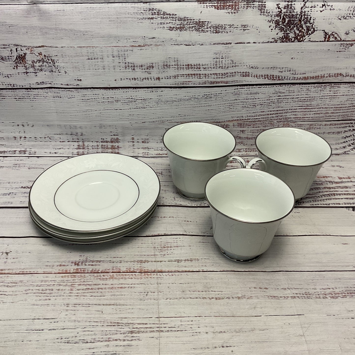 Noritake Ranier 6909 Floral Design Platinum Rim Cups & Saucers 6 Pieces Set Of 3