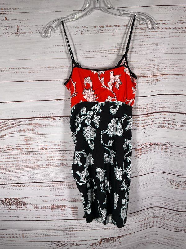 DIANE VON FURSTENBERG Ebony Midi Dress in Sequin Flower Black Multi Size 0