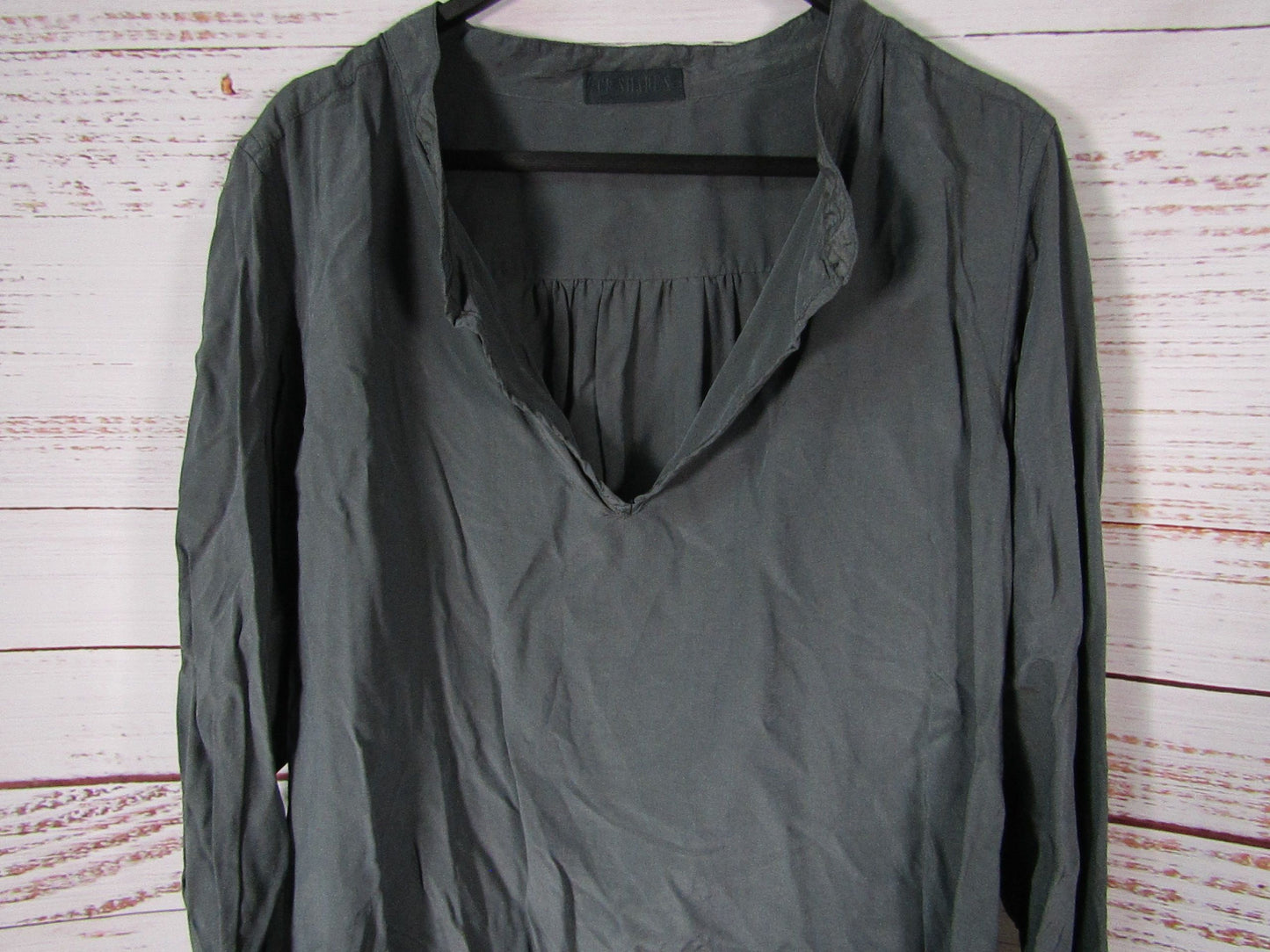 CP Shades Women's Gray V-Neck Tunic Blouse Size S