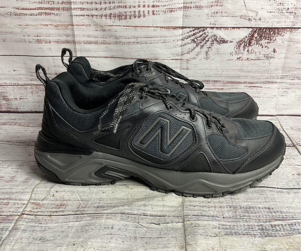 New Balance Mens 481 V3 Trail Running Sneakers Black 11.5