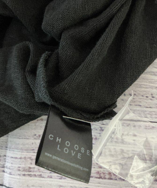 NWT Women's Generation Love Black Linen Top with beading Size M Retail $160