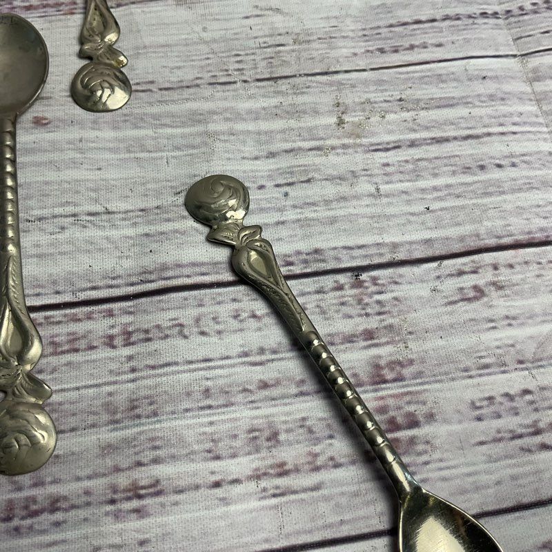 Set Of 11 Floral Stainless Steel 4" Dematisse Spoons