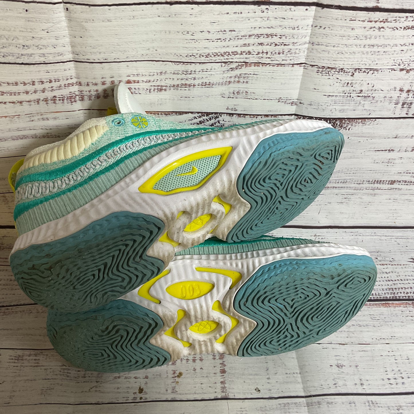 NIKE Cosmic DV2757-300 Unity 3 Men's Basketball Shoes- SZ 9.5