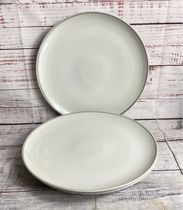 Royal Doulton London Ellen Degeneres Love 11.5” Set of 3 Dinner Plates White