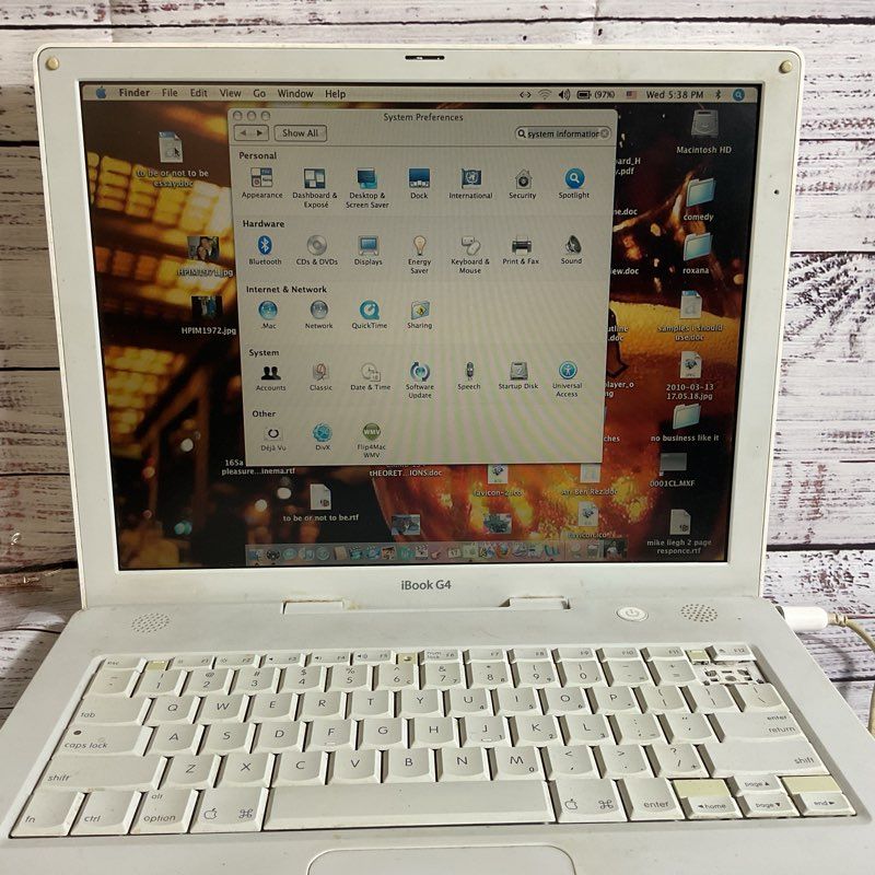 APPLE Mac iBOOK G4 Laptop- WORKS!!!