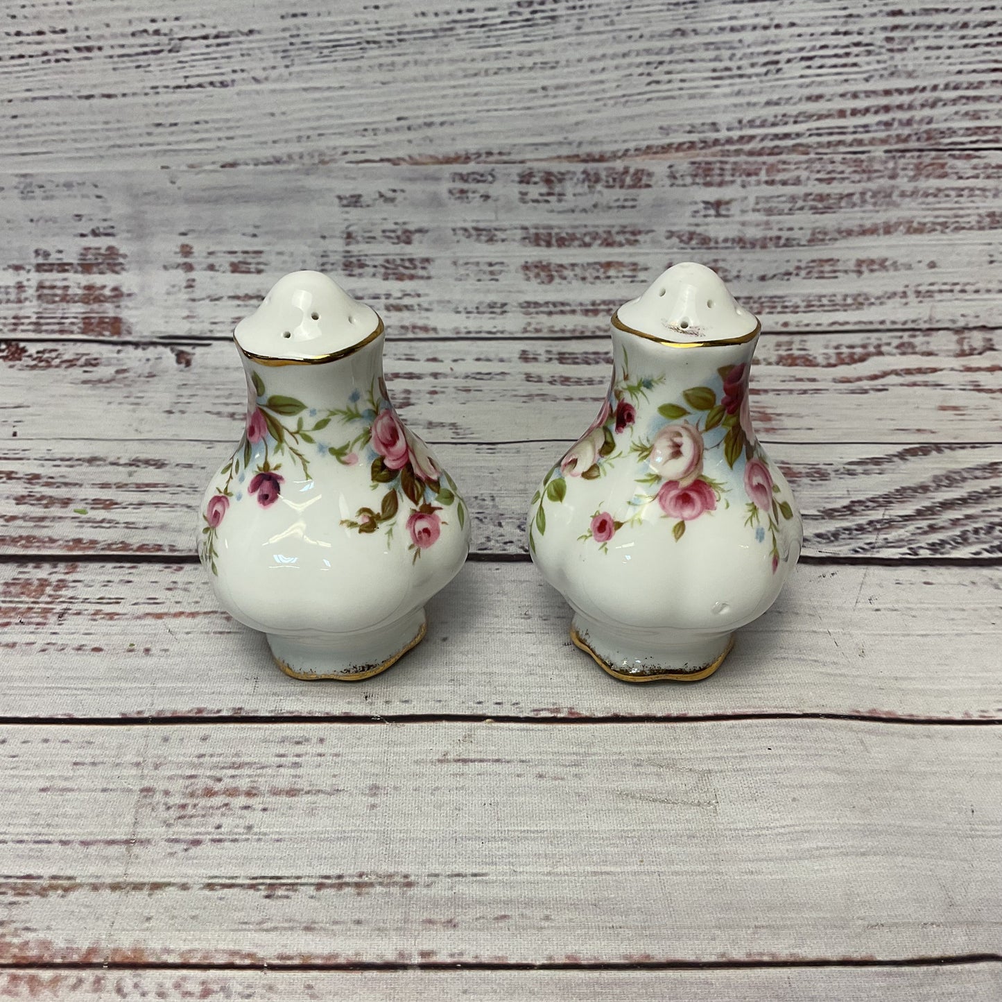 Royal Albert Cottage Garden Pattern Ceramic Salt & Pepper Shakers