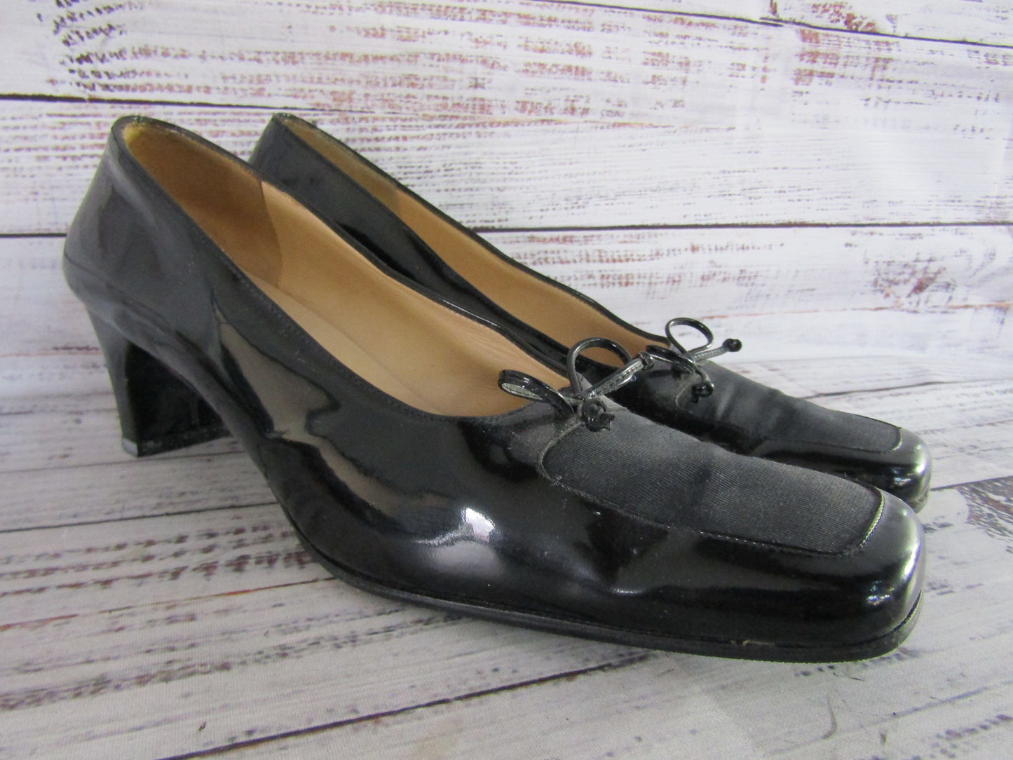 Salvatore Ferragamo Women's Black Leather Pumps Size 9.5 AAA Made in Italy