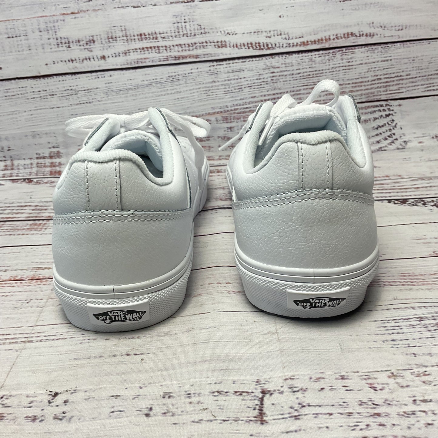 Vans Seldan Low Top Sneakers White Leather Shoe Women Size 9.5