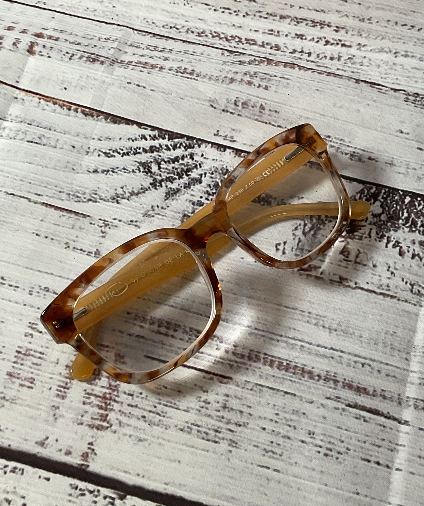 Oscar De LA Renta OSR100HMP 238 Brown Tortoise Eyeglasses Frames