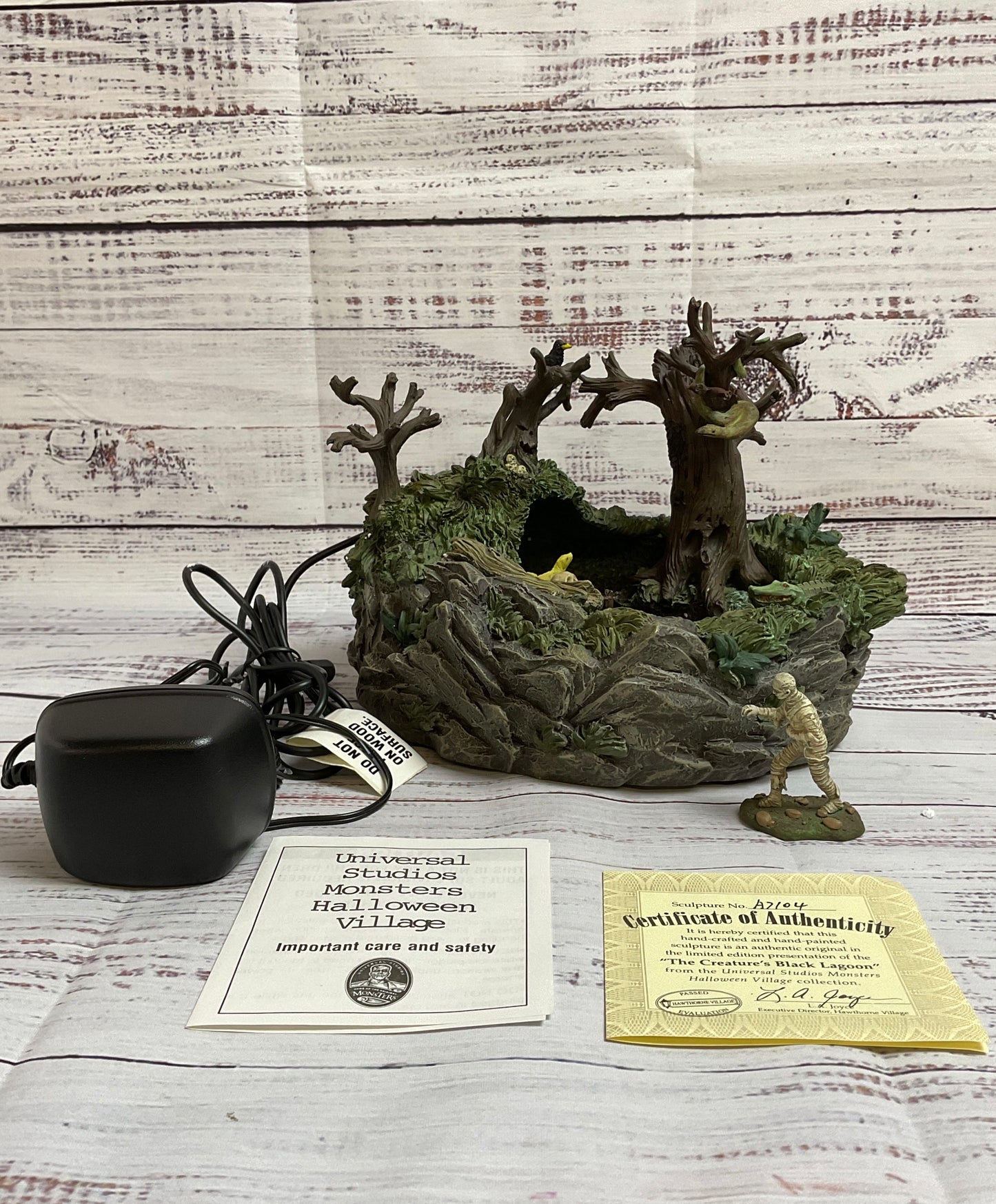 Rare Universal Monsters 'Creature From The Black Lagoon' Fog Machine Collectible