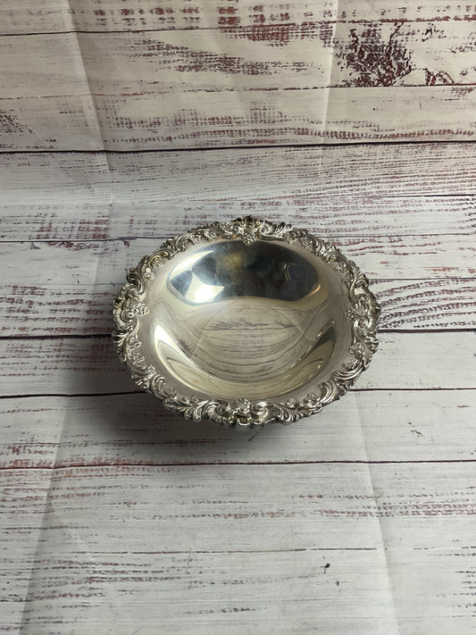Queen Victoria Grapevine Motif Sterling Inlay Footed Bowl