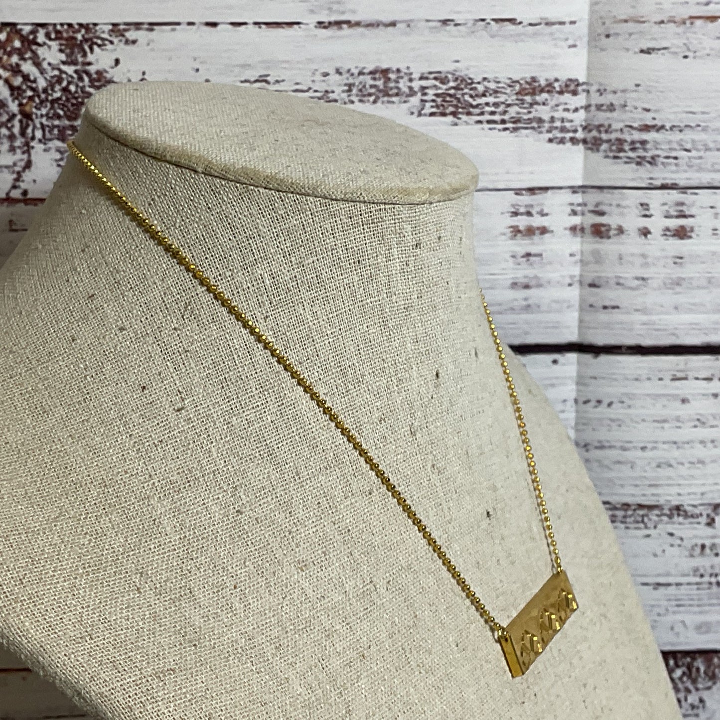 TINA TURK Gold Tone Bar Pendant Chain Necklace- 19"