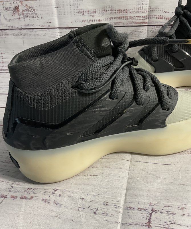 Adidas Fear of God Athletics I Basketball Carbon Sesame Size 5 IE6179