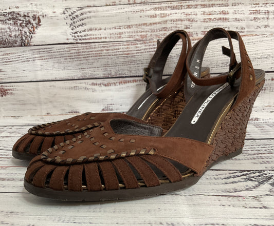 Donald J. Pliner Quetas Women's Brown Suede Wedge Sandals Size 8 Made in Spain