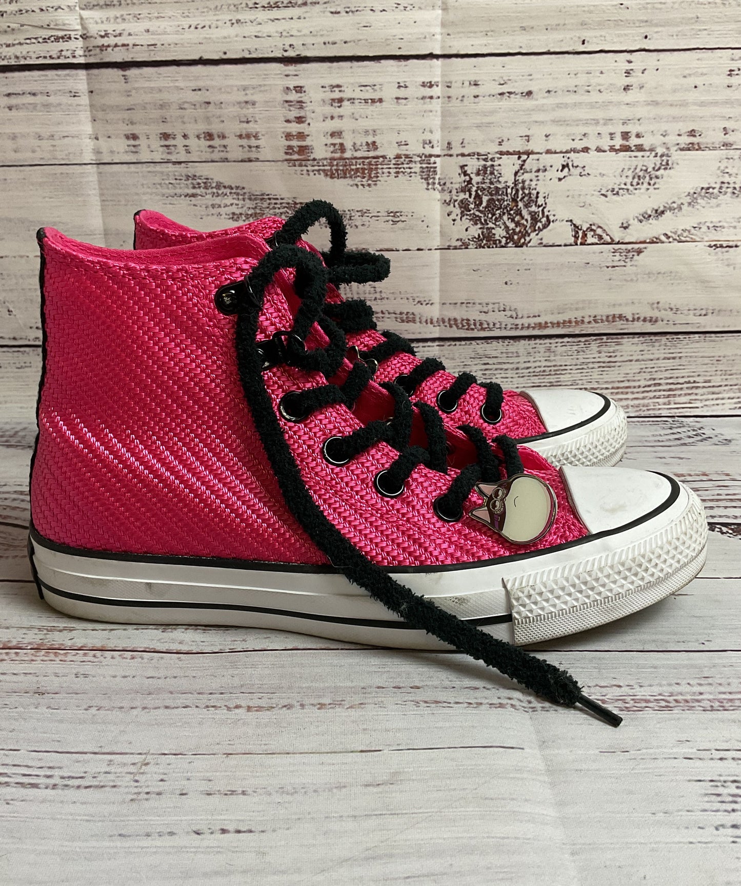 Girl's Ltd. Ed. Despicable Me 4 Poppy Converse Hot Pink Chucks w/ Charms Size 4