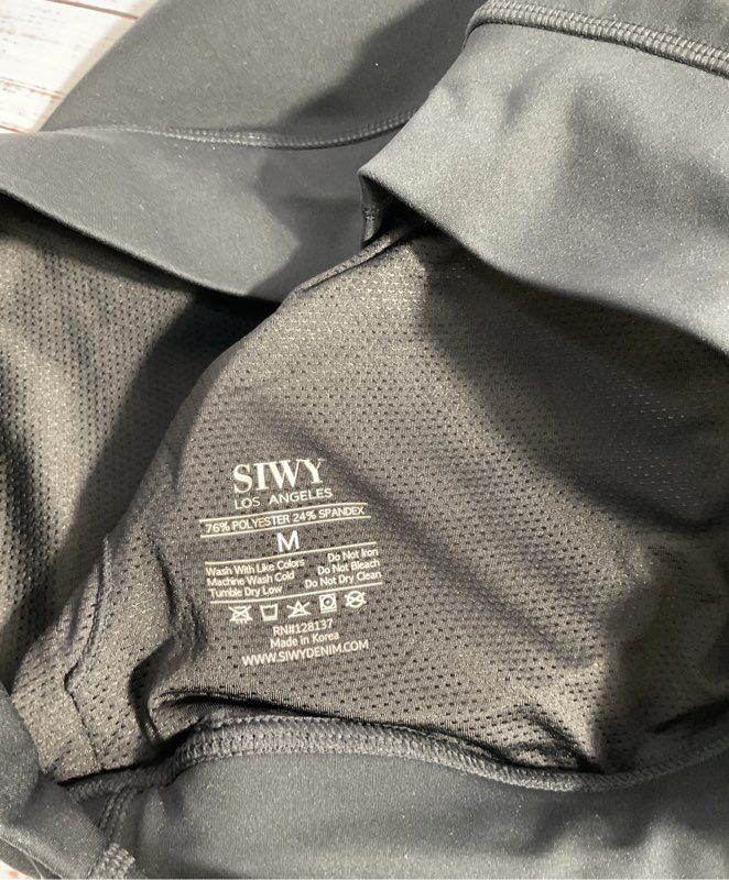 NWT Women's Siwy Black Sports Bra Size M