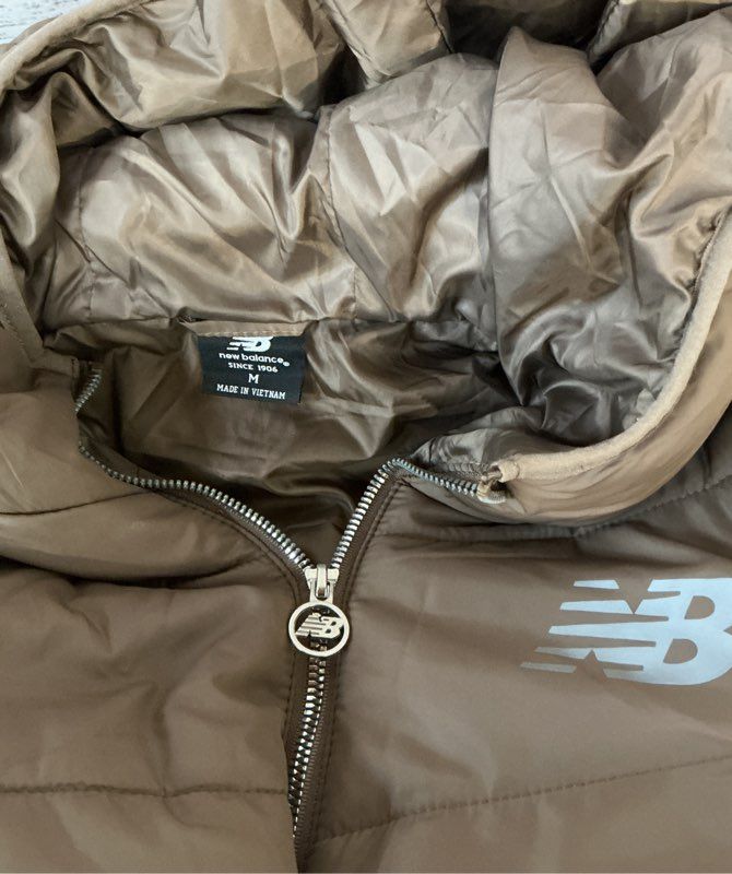 Women's New Balance Brown Puffer Jacket Size M