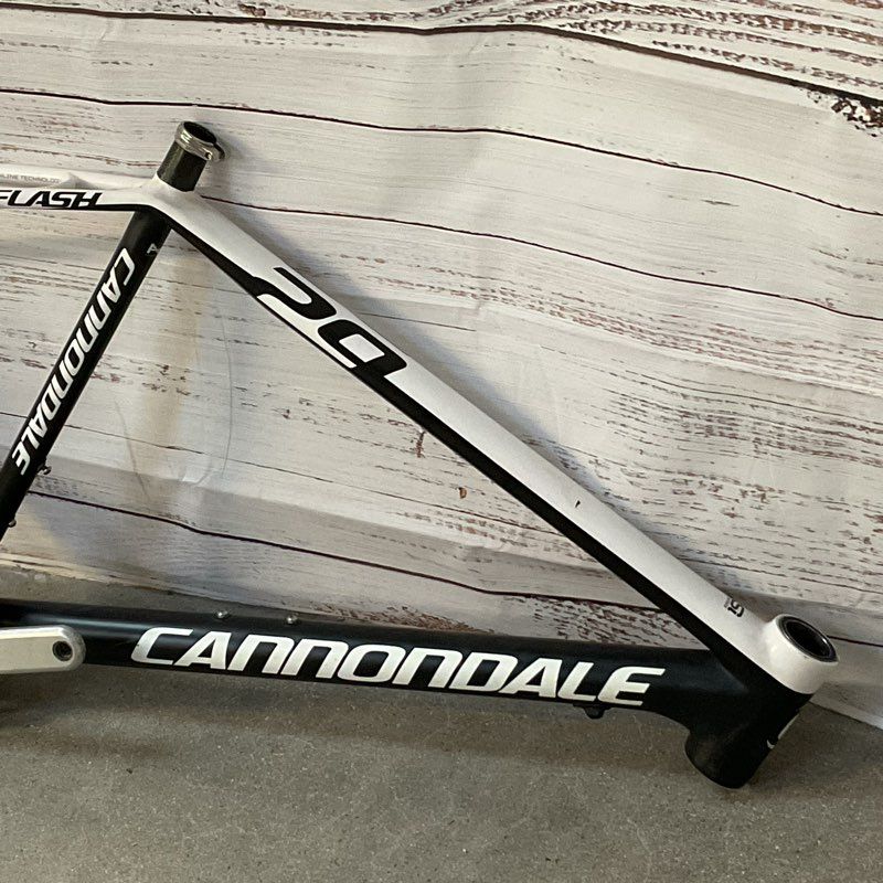 CANNONDALE FLASH 29 Bike Frame, Racing Ralph Tire, American Classic Wheel, Parts