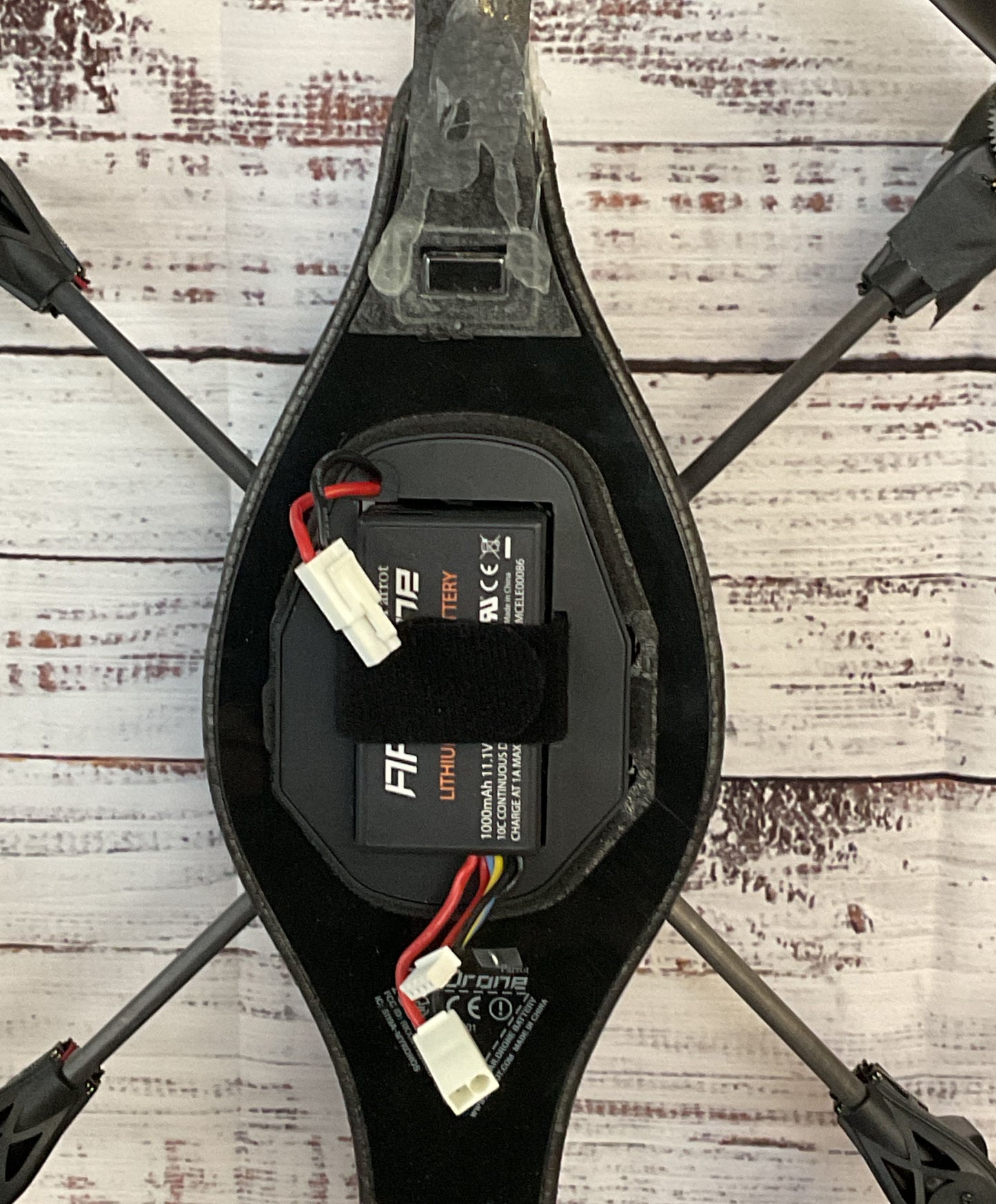 Parrot AR Drone 1.0 Quadcopter Multicolor