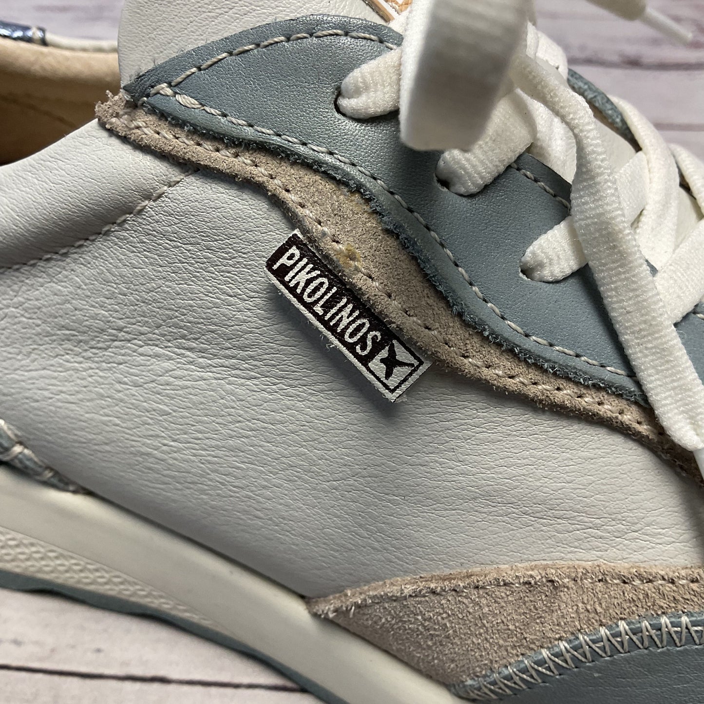 Pikolinos Arrecife W1M White Blue Leather Sneaker Shoe Women Size 7.5US 38EU
