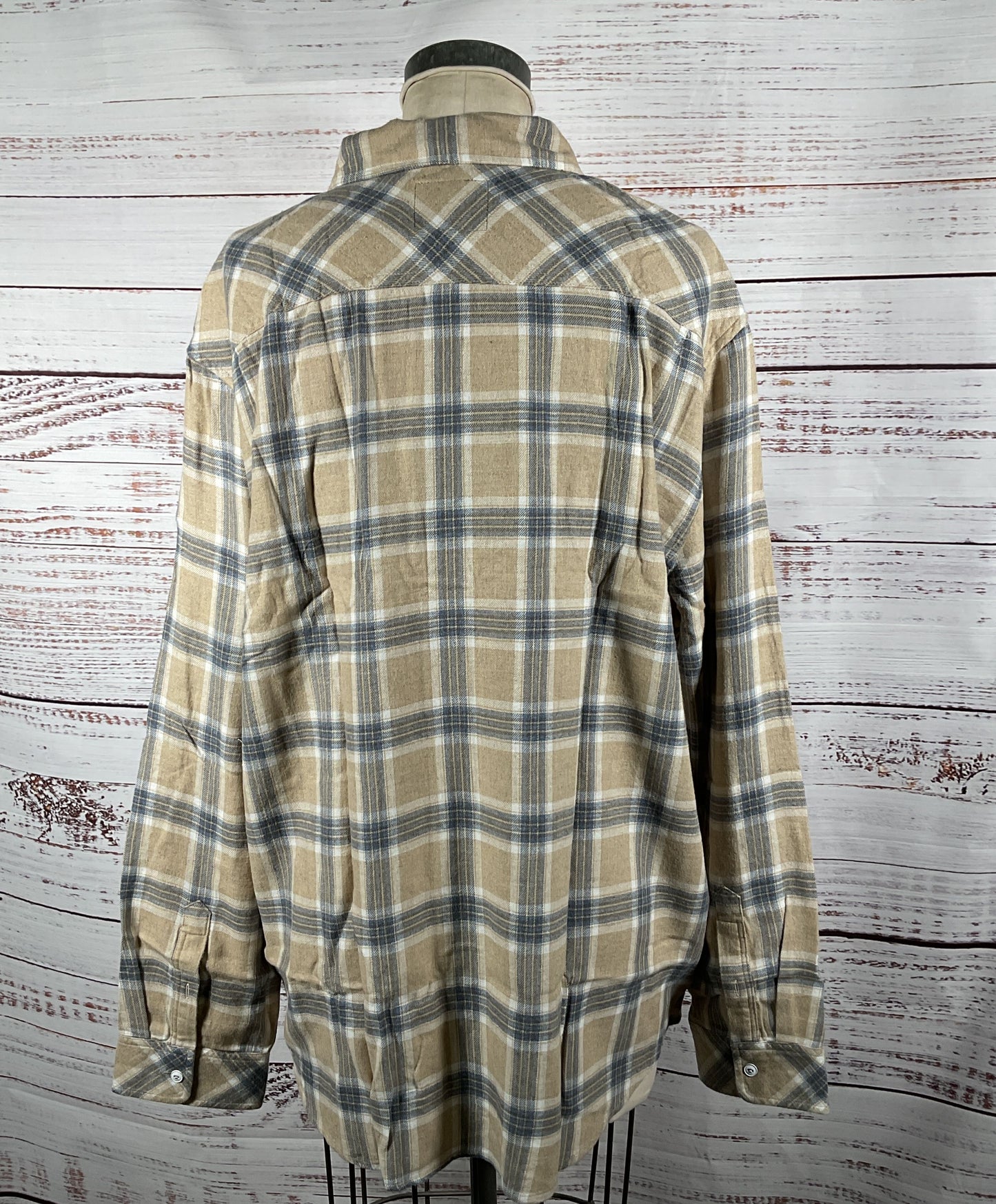 Rails Lennox Plaid Button Up Shirt Palamino Skyline 2X