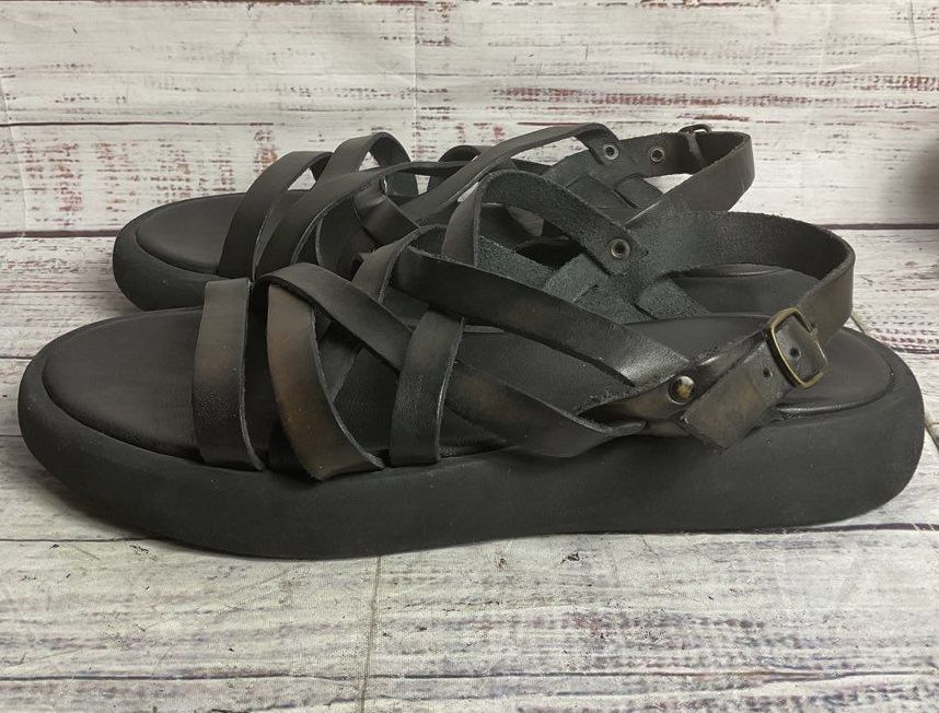 Brador Leather Strappy Sandals Black 38