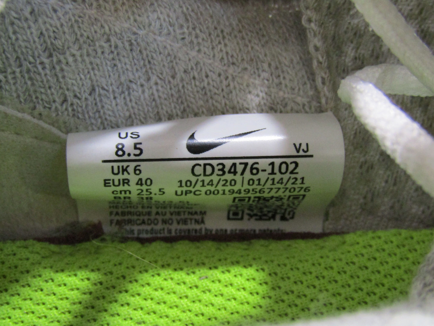 Nike Space Hippie 04 Photon Dust Women's Knit Running Shoes Size CD3476-102