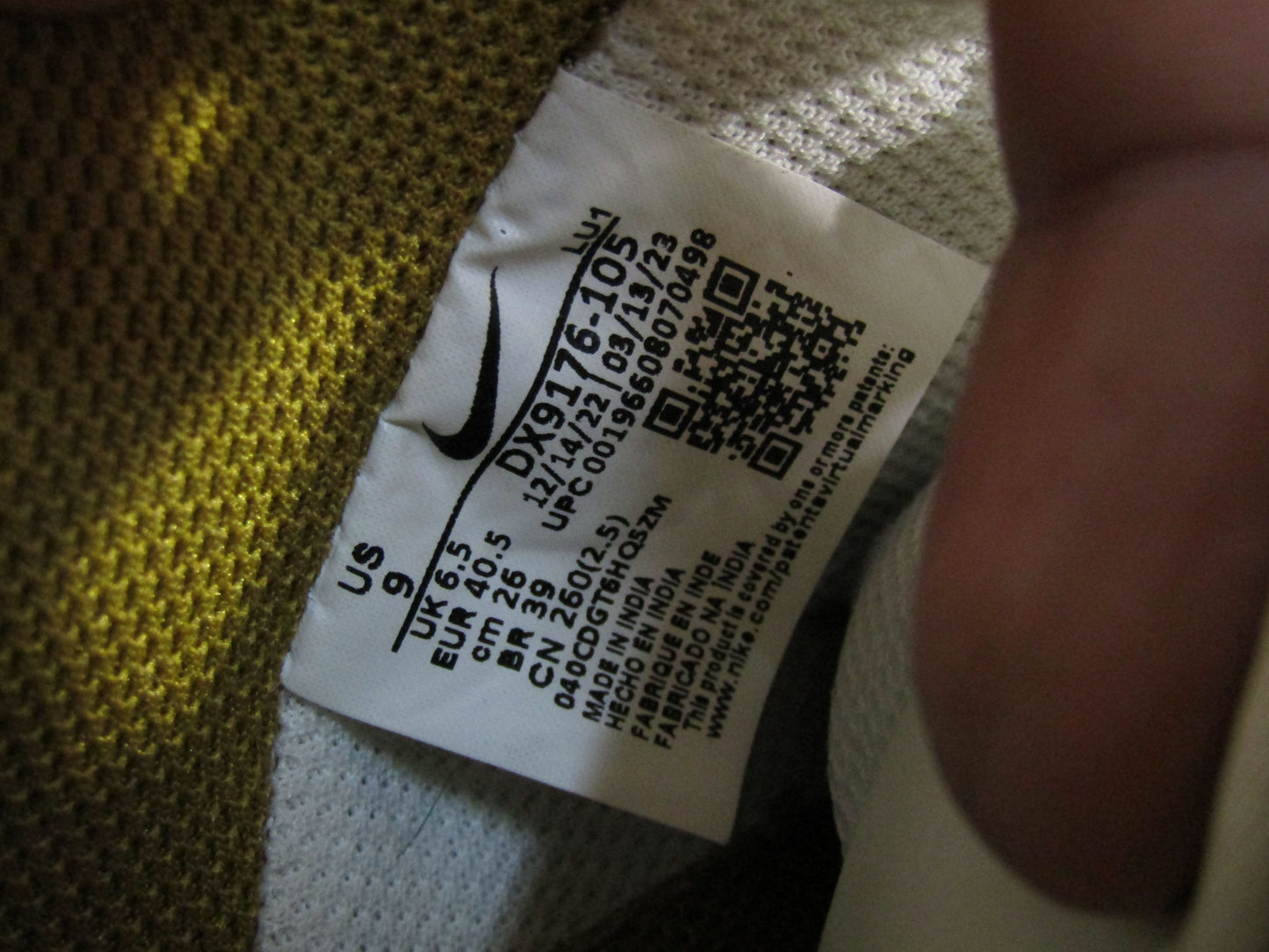 Nike Nike Gamma Force White Athletic Shoe Women 9