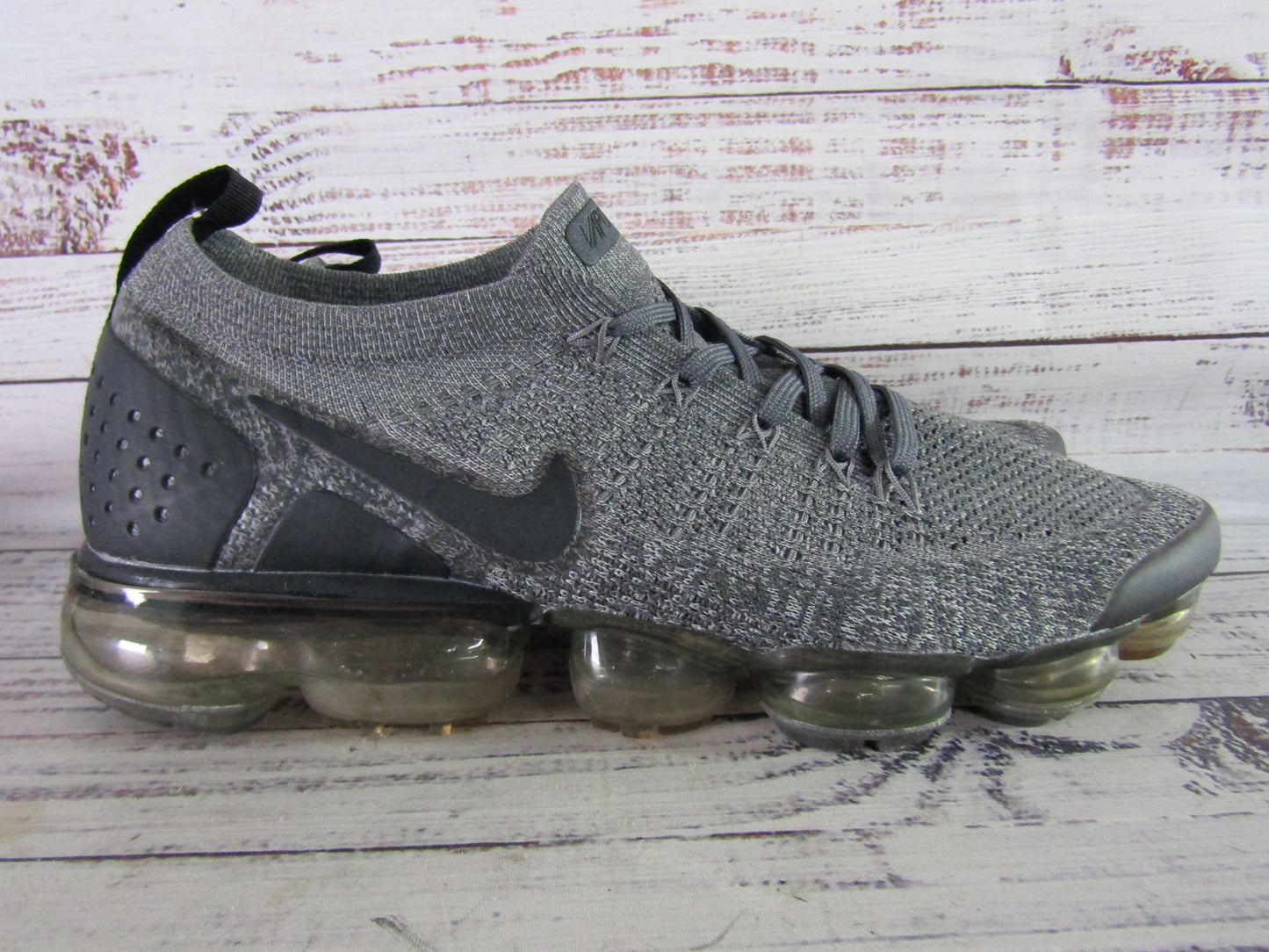 Nike Air Vapormax Flyknit 2 Wolf Grey Mens Gray Knit Sneakers Size 11 942842-002