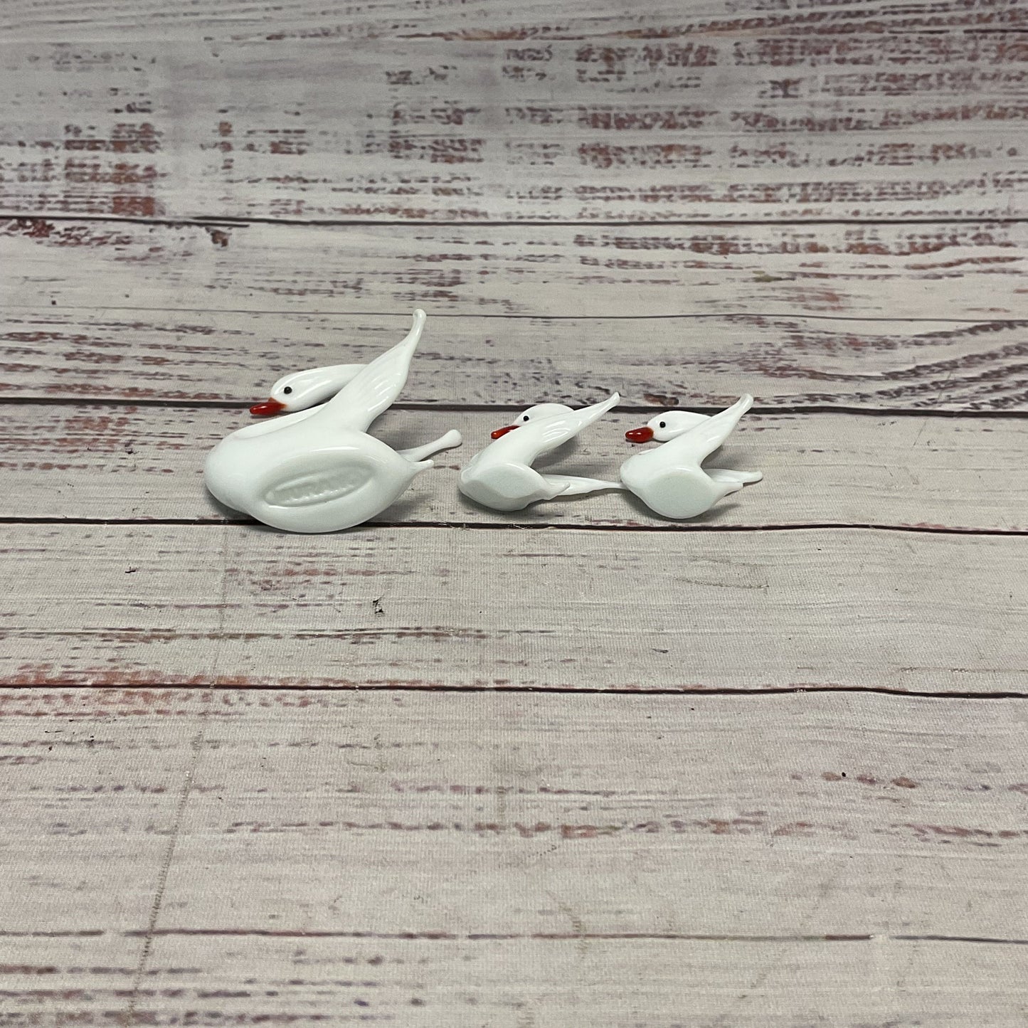 Murano White Hand Made Glass Swan Set Of 3miniature Figures