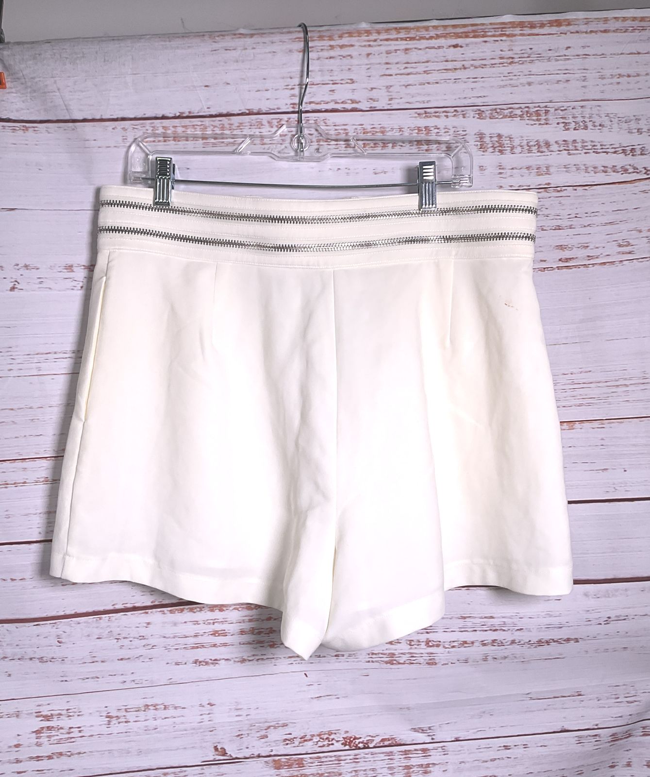 Nonchalant Label Lowie Double-Zip Shorts White XXL