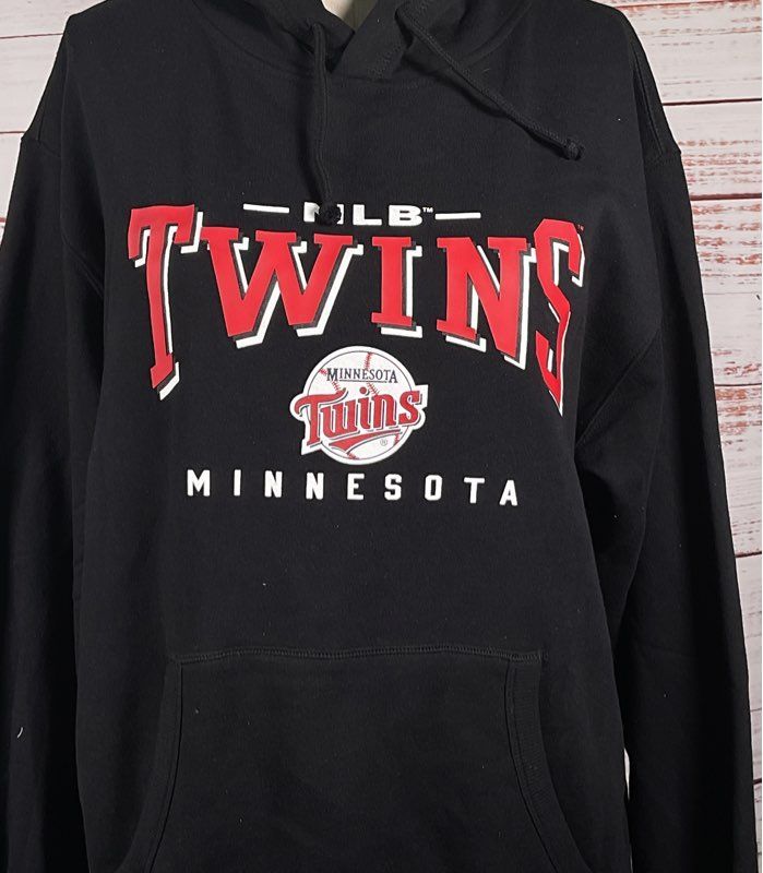Mitchell & Ness Men's Minnesota Twins Vintage Logo Pullover Hoodie Black L