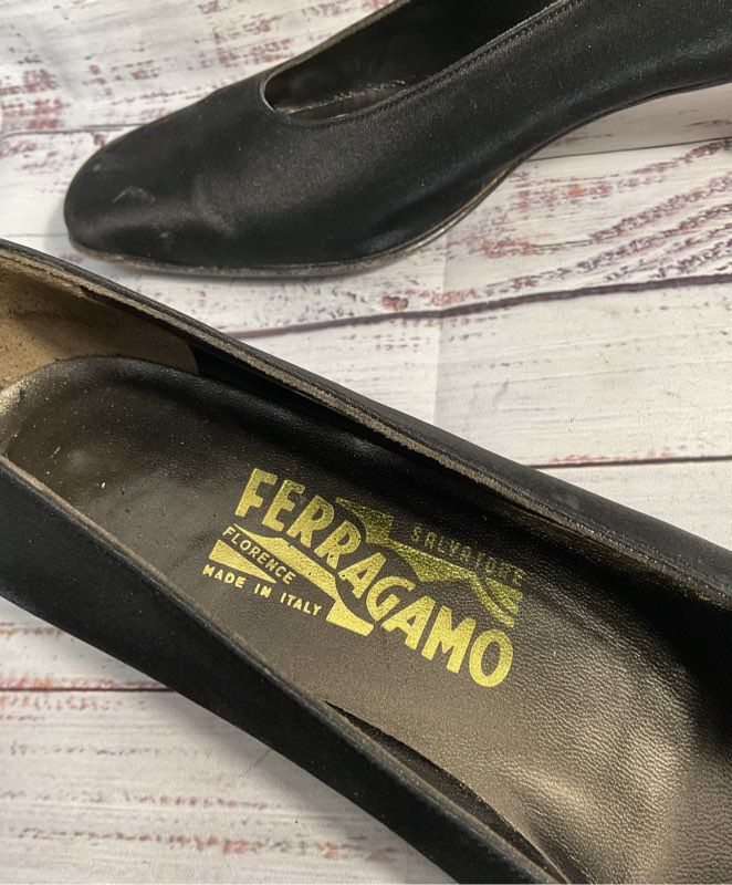Women's' Salvatore Ferragamo Black Satin Slip-On Heels Size 9