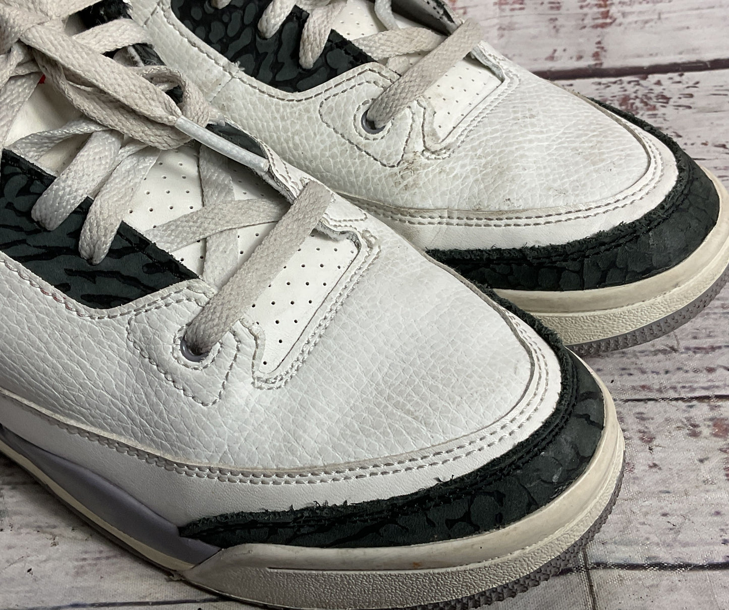 Nike Air Jordan 3 Retro Unisex Kids Sneakers Cement Grey 2Y