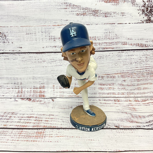 Los Angeles LA Dodgers Clayton Kershaw #22 2016 Pitching Pose Factory Error